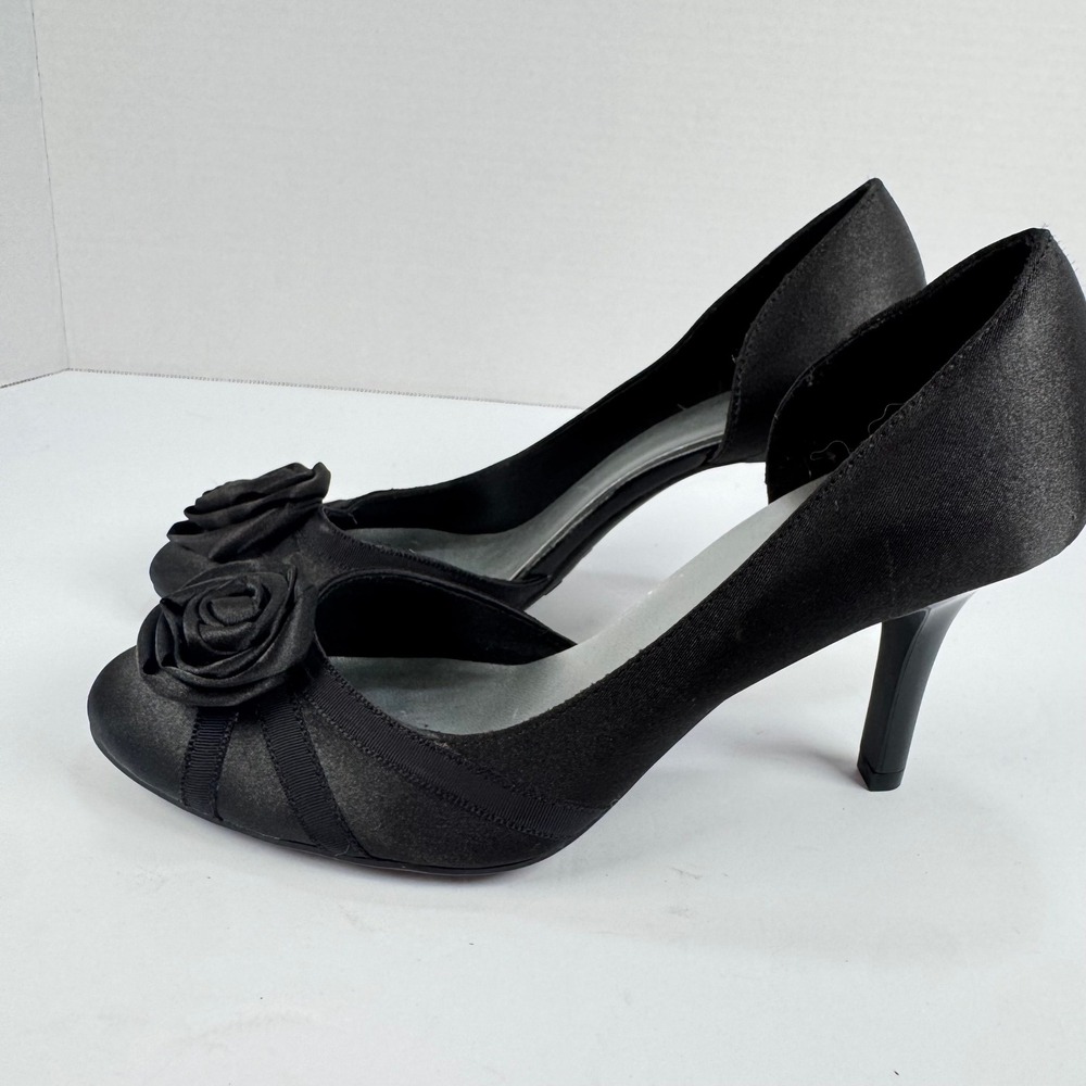 Fioni Women Black Satin Rosette D'Orsay Pumps High Heel Dress Shoes Size 7 72927